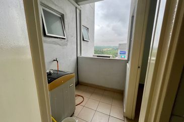 Dedaun Hijau (Greenfield Regency)