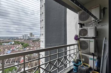 Mewah View Luxurious Apartments