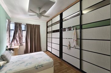 Mewah View Luxurious Apartments