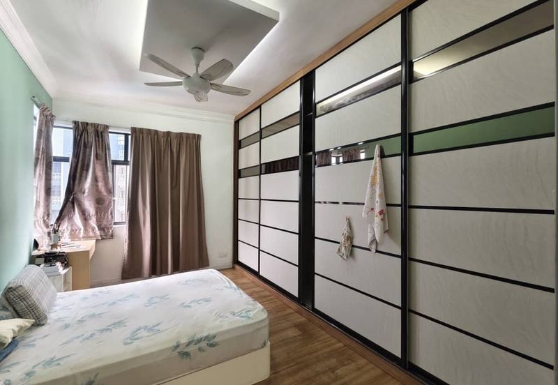 Mewah View Luxurious Apartments