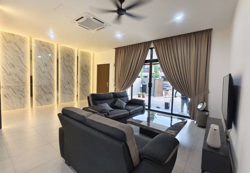 Aurora Resort Villas