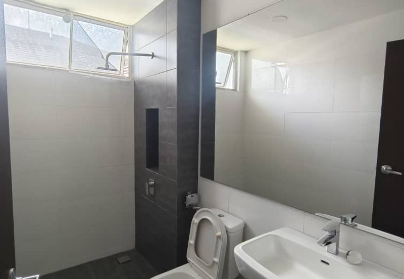 Isola Villa @ Senibong Cove