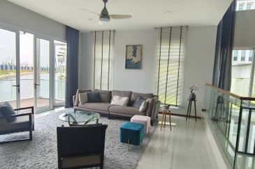 Isola Villa @ Senibong Cove