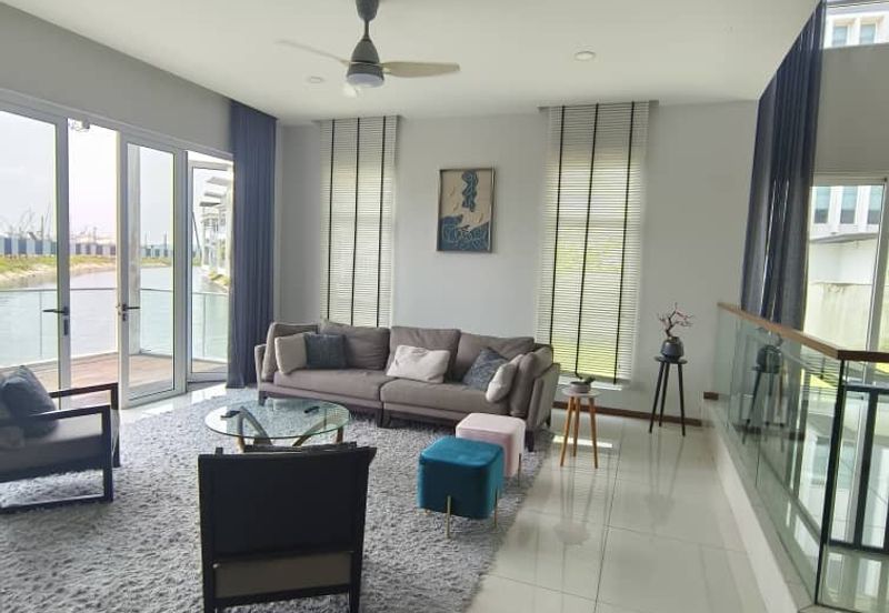 Isola Villa @ Senibong Cove