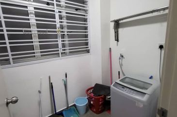 Meridin Bayvue Apartment