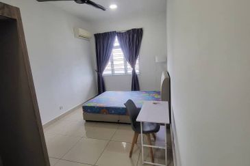 Meridin Bayvue Apartment