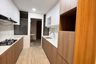 Aloha Tower Condominium