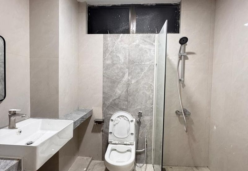 Aloha Tower Condominium