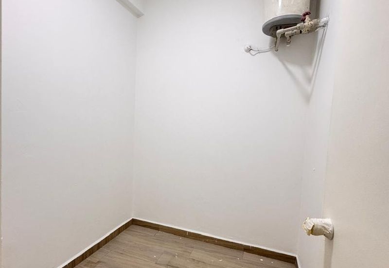 Aloha Tower Condominium