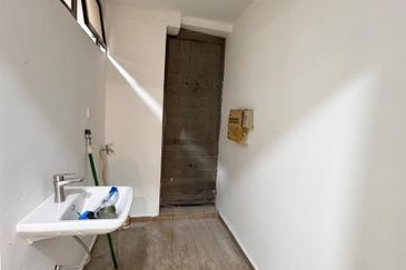 Aloha Tower Condominium