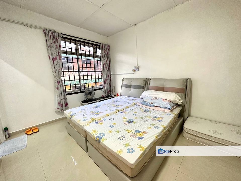 Taman Universiti @ Skudai, Double Storey Terrace For Sale Fully Furnish, Johor, Skudai