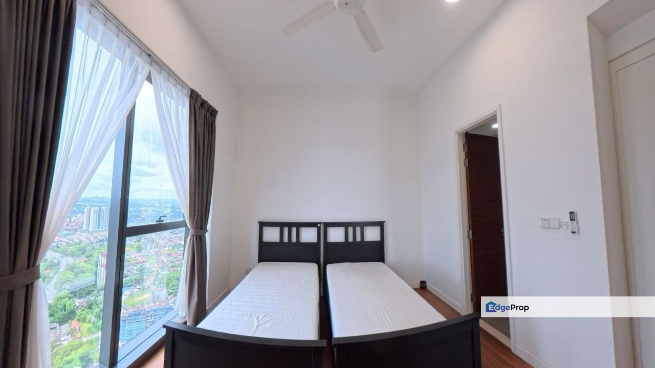 The Astaka @ 1 Bukit Senyum, For Sale High Floor, Seaview , Johor, Johor Bahru