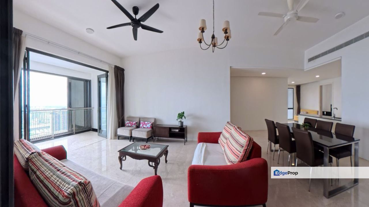 The Astaka @ 1 Bukit Senyum, For Sale High Floor, Seaview , Johor, Johor Bahru