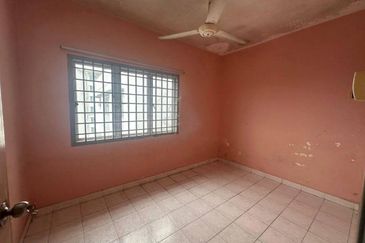 Bistari Impian Apartment @ Larkin