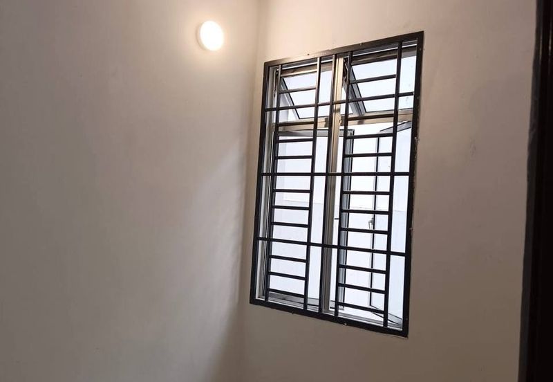 Taman Nusatara Prima @ Iskandar Puteri, Double Storey Cluster For Rent 