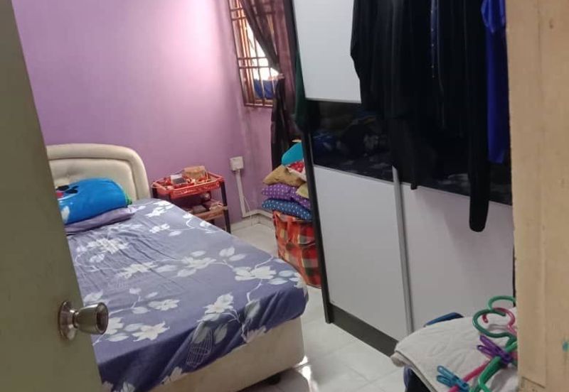 Flat Tasek 64, Bandar Baru Seri Alam