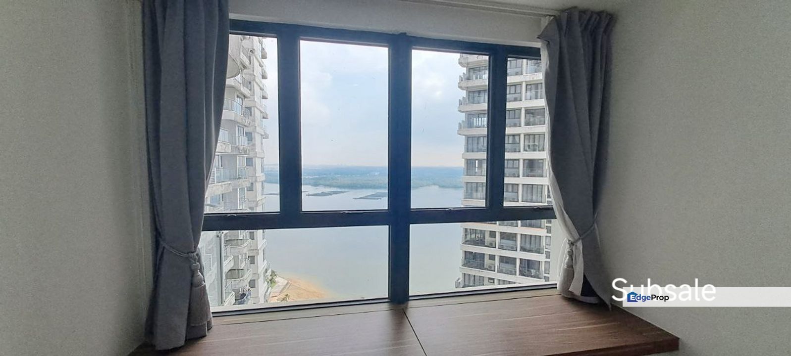 Royal Strand @ Country Garden Danga Bay, For Sale Full Seaview , Johor, Johor Bahru