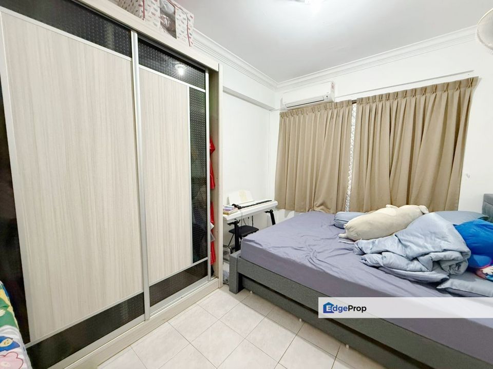 Bayu Puteri 2 Apartment @ Taman Bayu Puteri, For Sale Fully Renovated, Gated Guarded , Johor, Johor Bahru