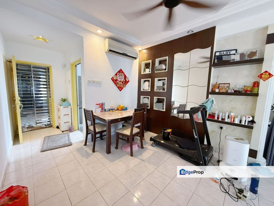 Bayu Puteri 2 Apartment @ Taman Bayu Puteri, For Sale Fully Renovated, Gated Guarded , Johor, Johor Bahru