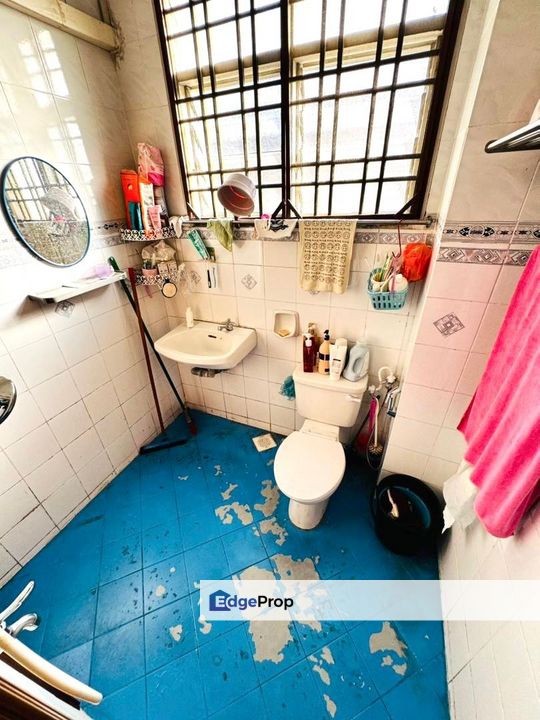 Taman Bukit Tiram @ Ulu Tiram, Double Storey For Sale, Renovated , Johor, Ulu Tiram