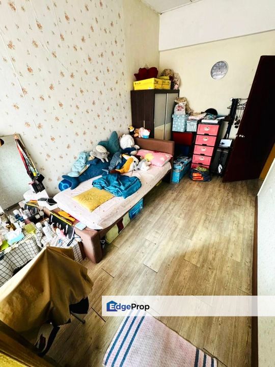 Taman Bukit Tiram @ Ulu Tiram, Double Storey For Sale, Renovated , Johor, Ulu Tiram