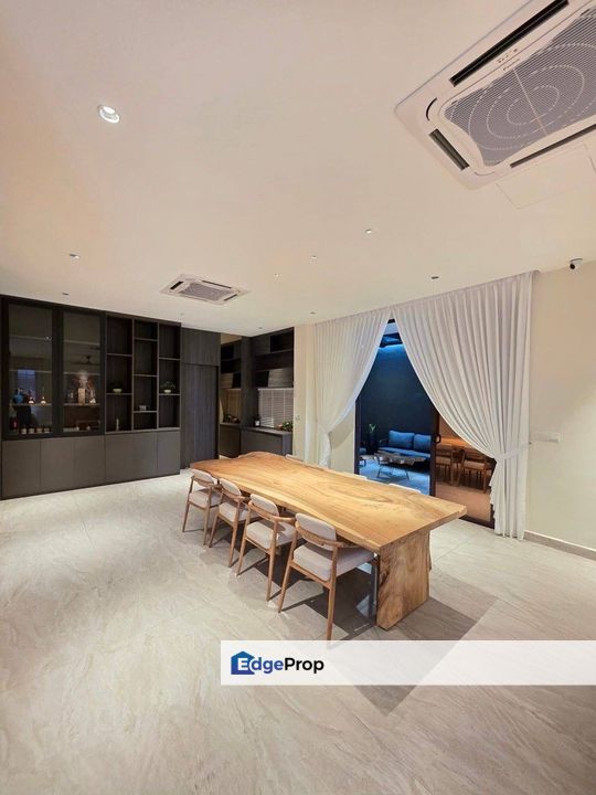 Arista @ Taman Gaya, Ulu Tiram, Double Storey Semi Detached Cluster For Sale Fully Renovated , Johor, Ulu Tiram