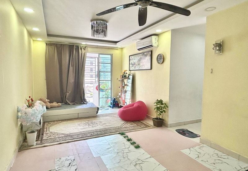 D'Larkin Residence (Delima Larkin)