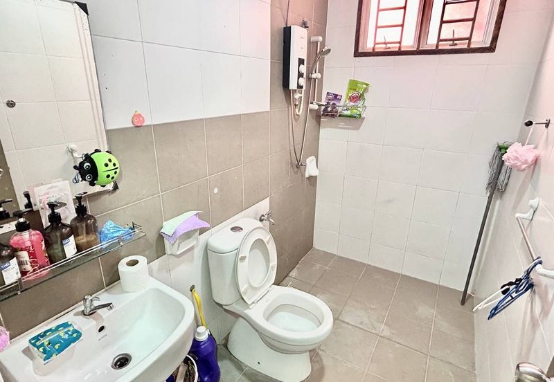 D'Larkin Residence (Delima Larkin)