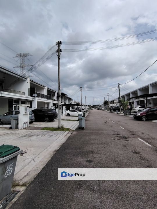 Bandar Cemerlang @ Ulu Tiram, Townhouse Ground Floor For Rent Partial Furnish , Johor, Ulu Tiram