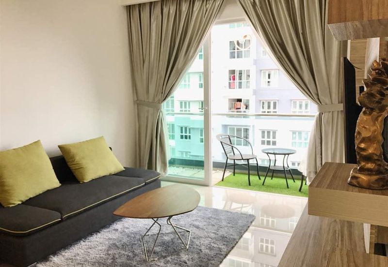 Seasons Luxury Apartments @ Amara Larkin