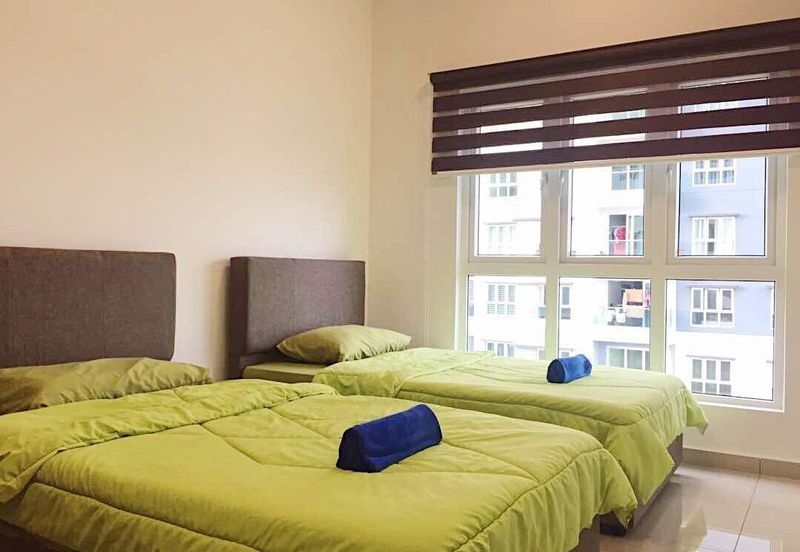 Seasons Luxury Apartments @ Amara Larkin