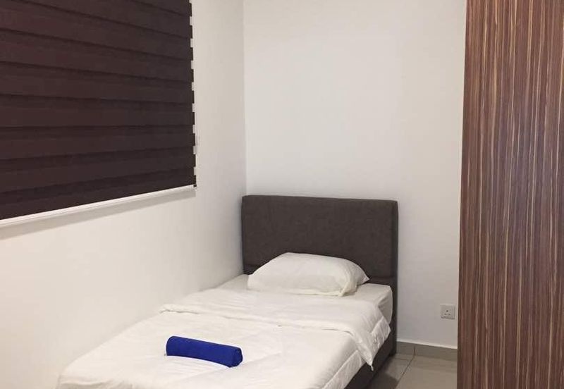 Seasons Luxury Apartments @ Amara Larkin