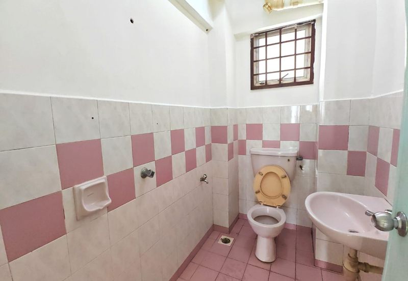 Sri Impian Apartment, Larkin Perdana