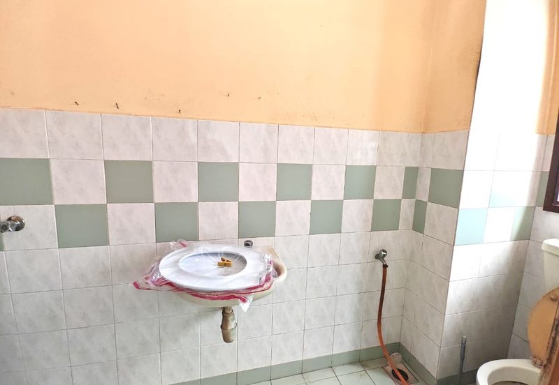 Sri Impian Apartment, Larkin Perdana