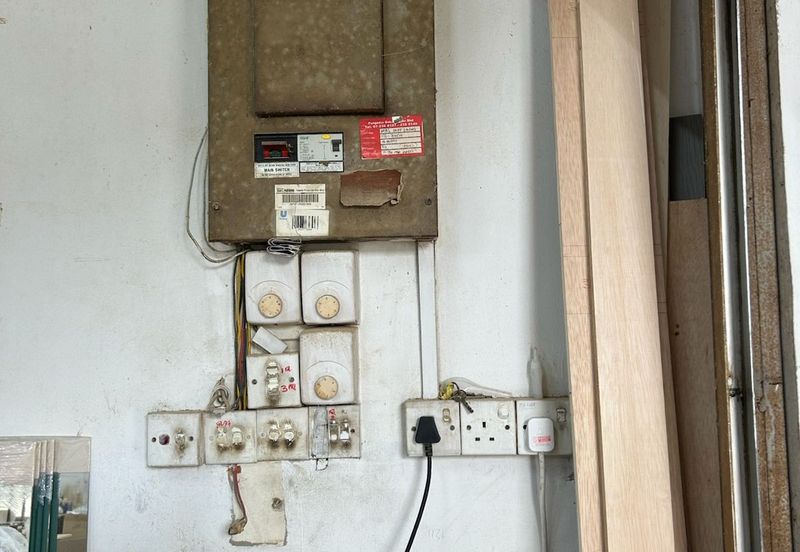 Taman Melawati @ Skudai, Double Storey Shoplot, Endlot For Sale 