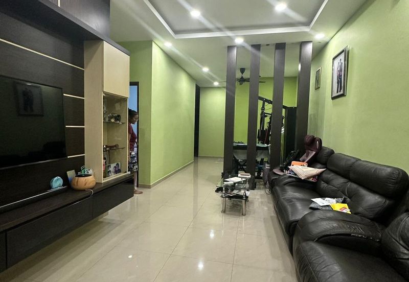 Taman Bestari Indah @ Ulu Tiram, Single Storey Terrace 24x70, Renovated 