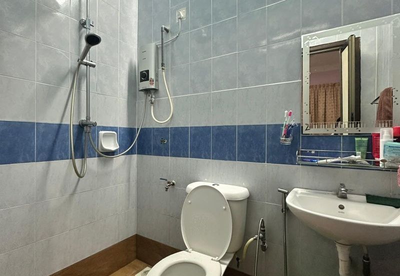 Taman Bestari Indah @ Ulu Tiram, Single Storey Terrace 24x70, Renovated 