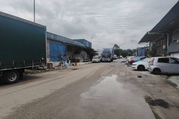Taman Perindustrian Sri Yaacob, Skudai, 1.5 Storey Semi Detached Factory For Rent 