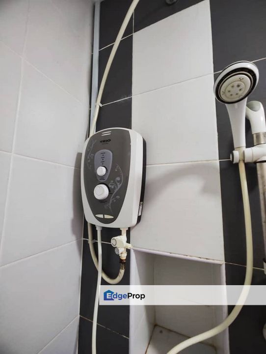 Imperial Jade Residenz Bandar Seri Alam Masai 2.5 Storey Terrace For Sale Gated Guarded , Johor, Masai