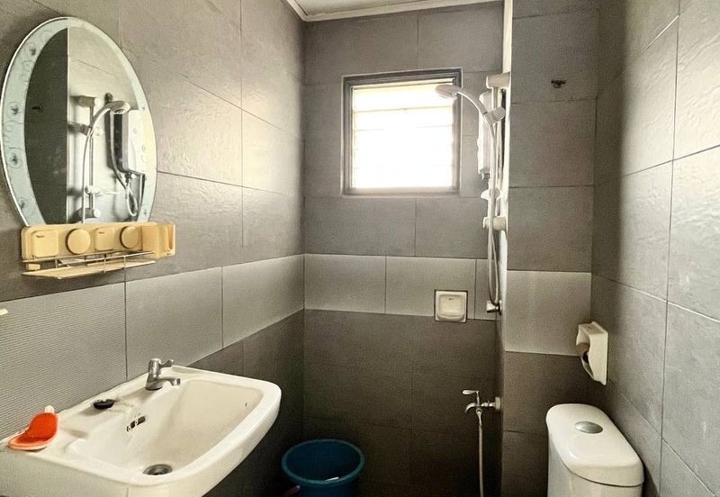 Mon Glori, , Bandar Baru Permas Jaya