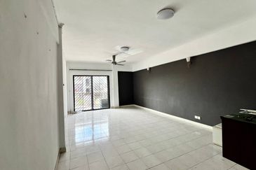 Mon Glori, , Bandar Baru Permas Jaya