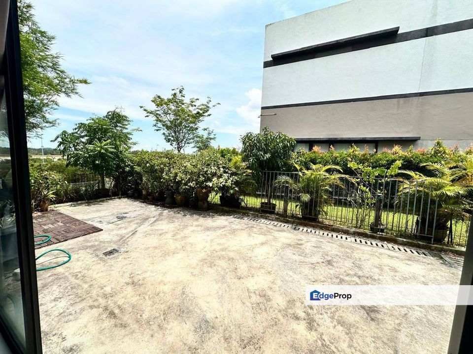 Sunway Emerald Residence Sunway Isknadar Link Semi Detached Endlot For Sale Fully Furnish Fully Renovated , Johor, 