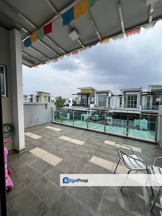 Imperial Jade Residenz Bandar Seri Alam Masai Double Storey Terrace For Sale Fully Renovated  , Johor, Masai
