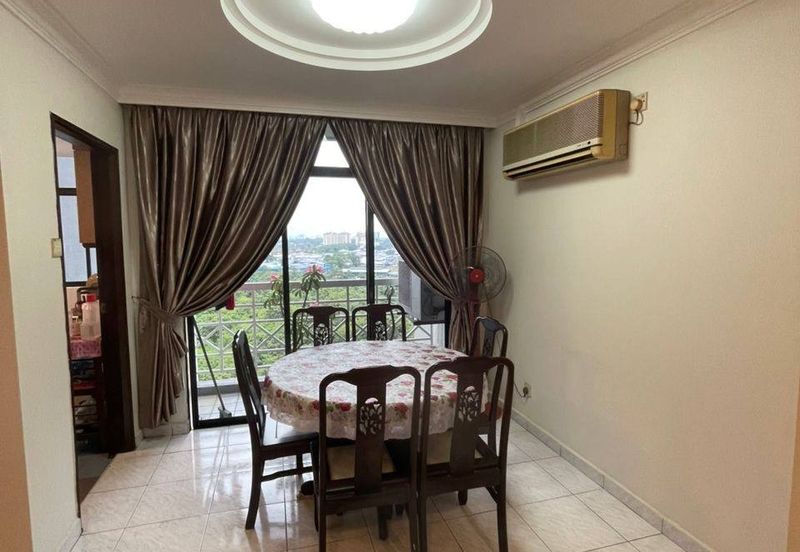 Mewah View Luxurious Apartments