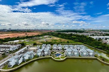 D'Lagoon, Taman Seri Austin