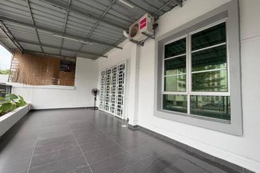 M'Tiara Apartment @ Larkin Idaman