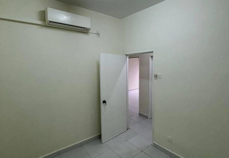 M'Tiara Apartment @ Larkin Idaman