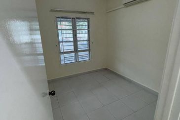 M'Tiara Apartment @ Larkin Idaman