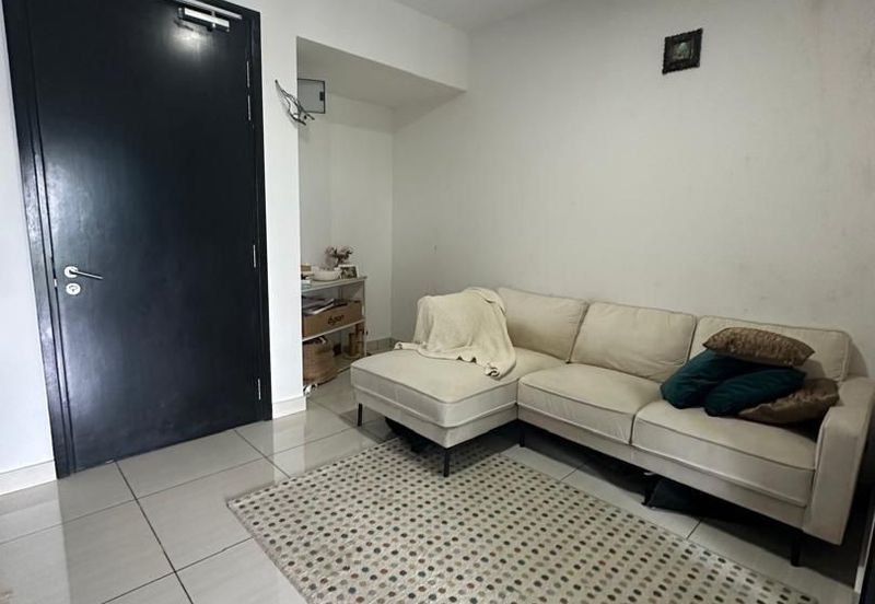 Almas Suites @ Puteri Harbour