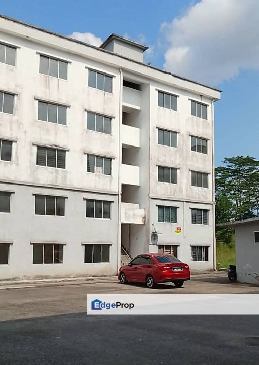 Taman Desa Kempas Flat Low Cost For Sale 1st Floor Spacious Car Park , Johor, Johor Bahru